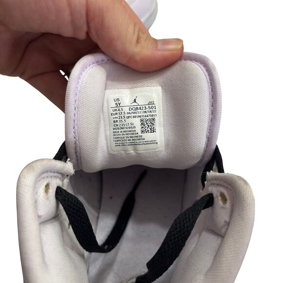 Nike Air Jordan 1 Mid Court White Purple Black Youth Size 5Y - Picture 7 of 7